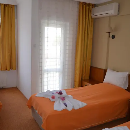Megas Otel Ayvalı