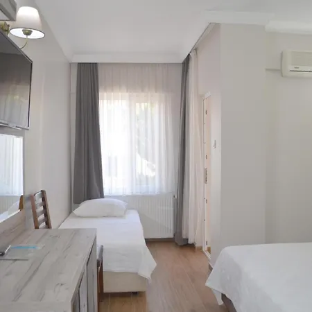 Megas Szálloda Ayvalı