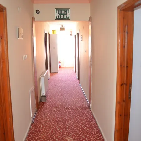Megas Otel 3*