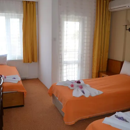Szálloda Megas 3*