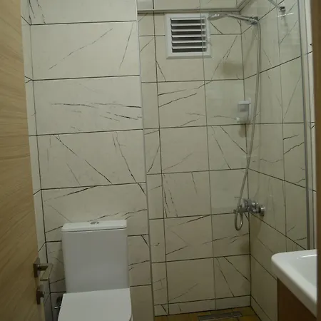 Megas Айвалык